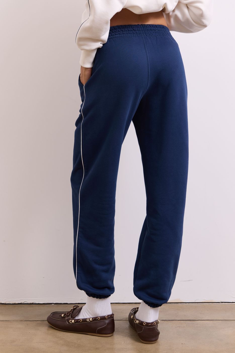 Брюки Joggers Classic in Motion, Темно-синій
