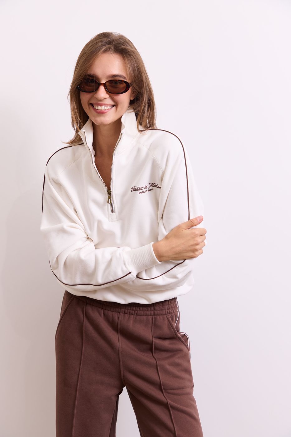 Світшот Classic in Motion Half Zip, Молочний/Коричневий кант