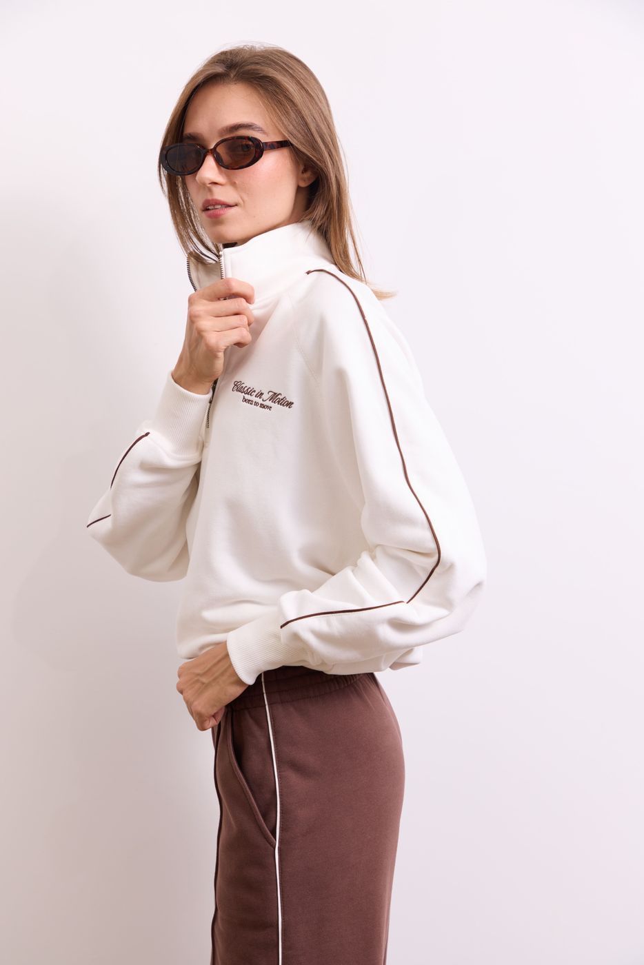 Світшот Classic in Motion Half Zip, Молочний/Коричневий кант