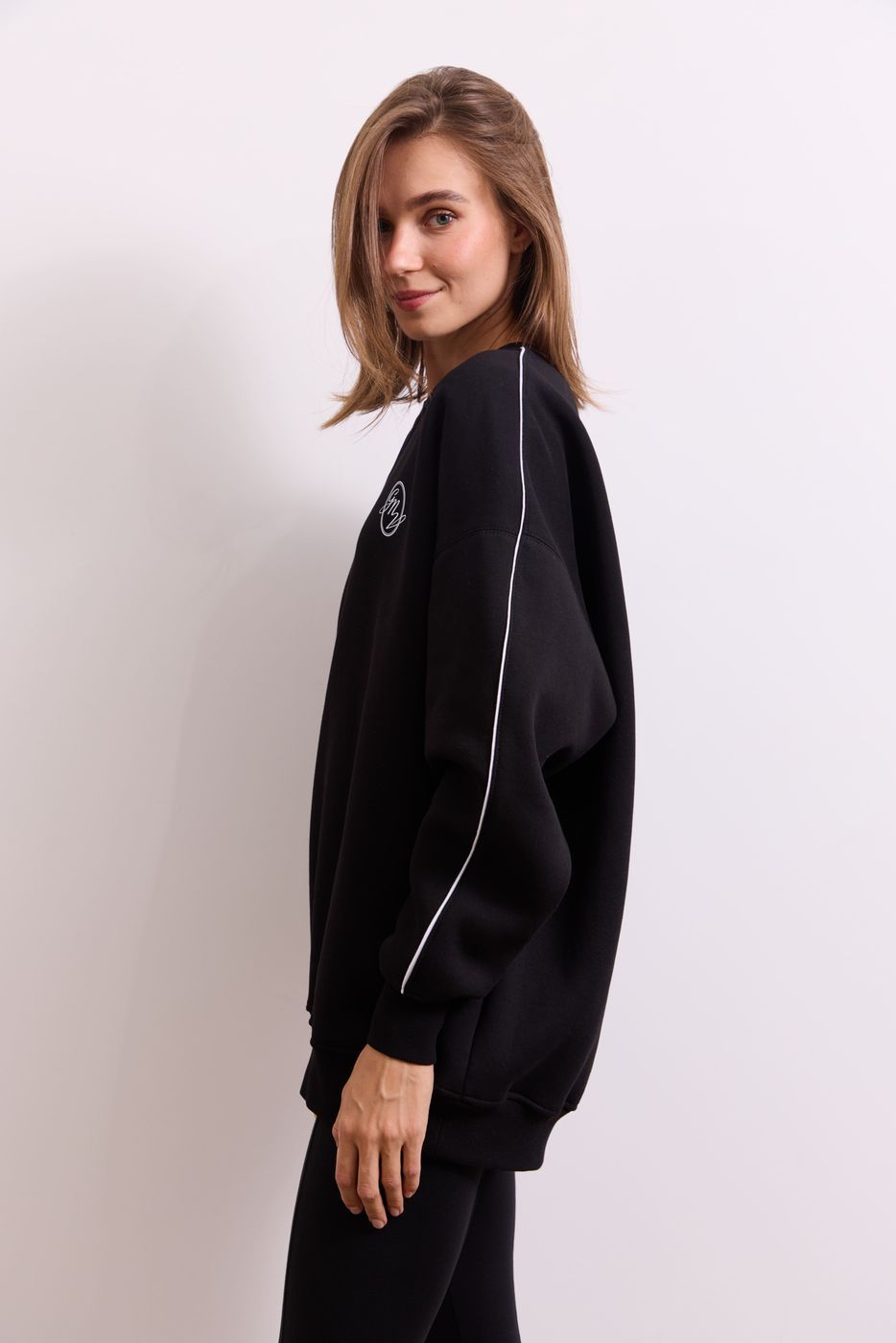 Світшот Warm Essentials Long, Чорний FW27WE_Sw_Long_Black фото