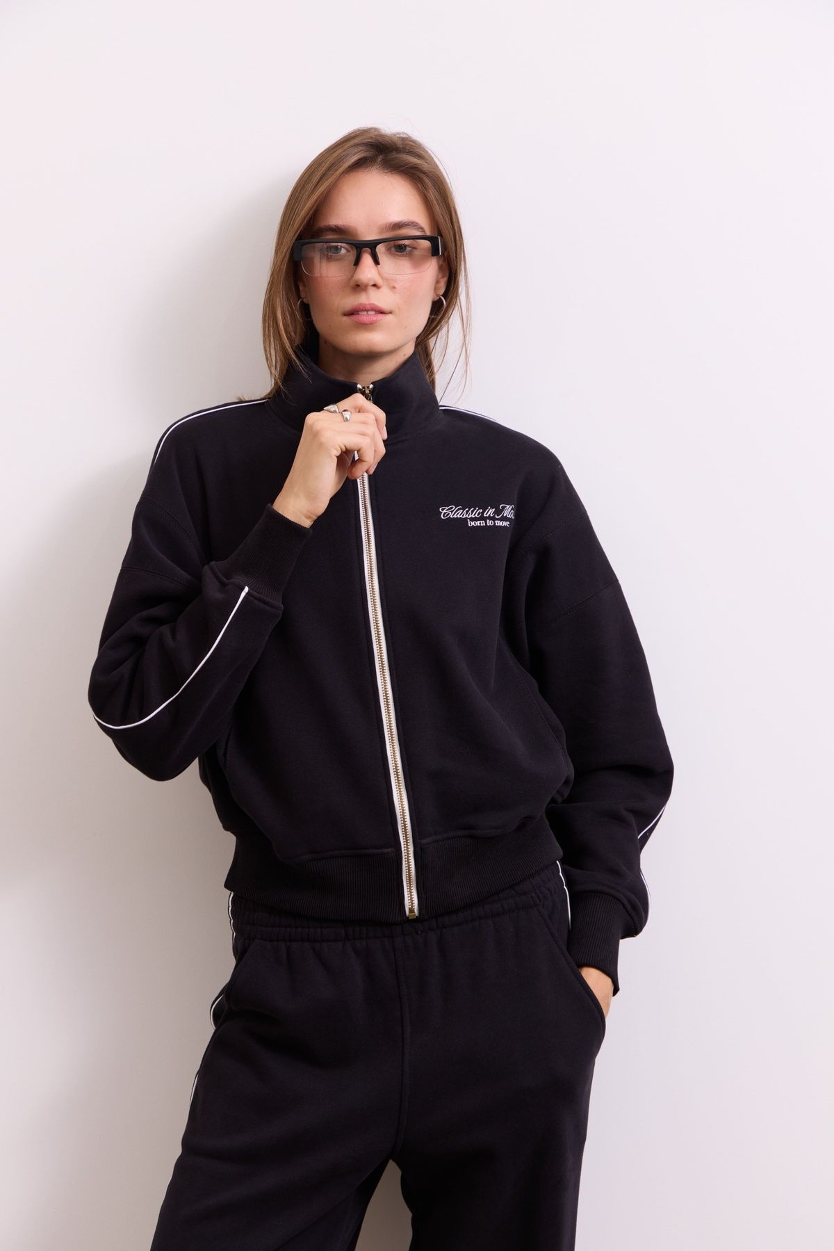 Світшот Classic in Motion Full Zip, Чорний 01421 фото