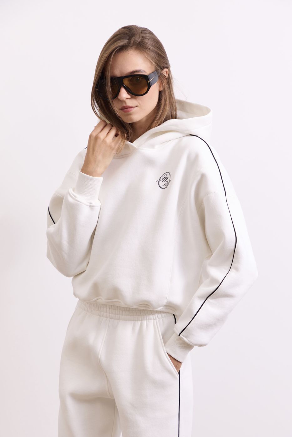 Худі Warm Essentials Short, Молочний
